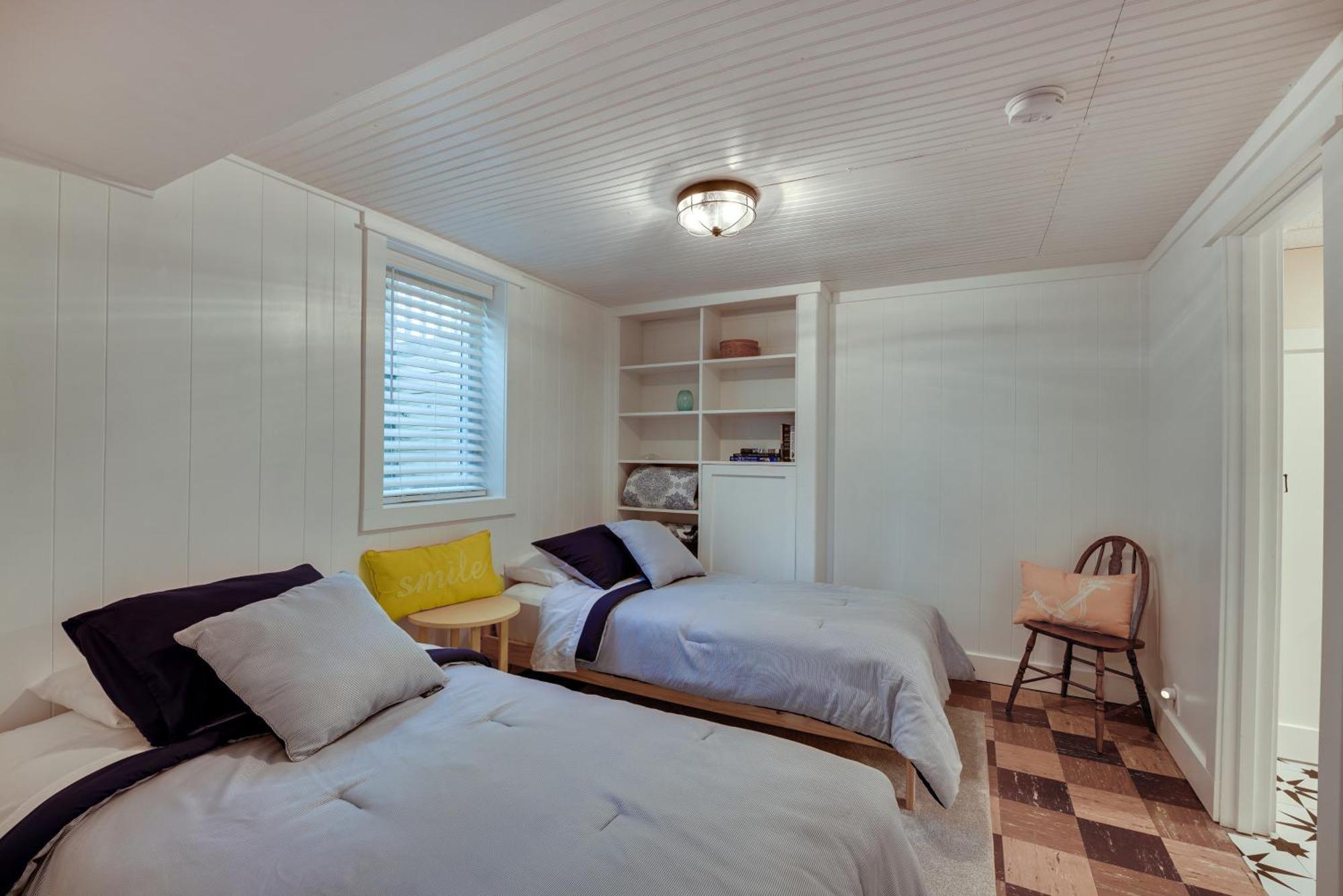 Walk To Beach Lake Michigan Getaway! Muskegon Bagian luar foto