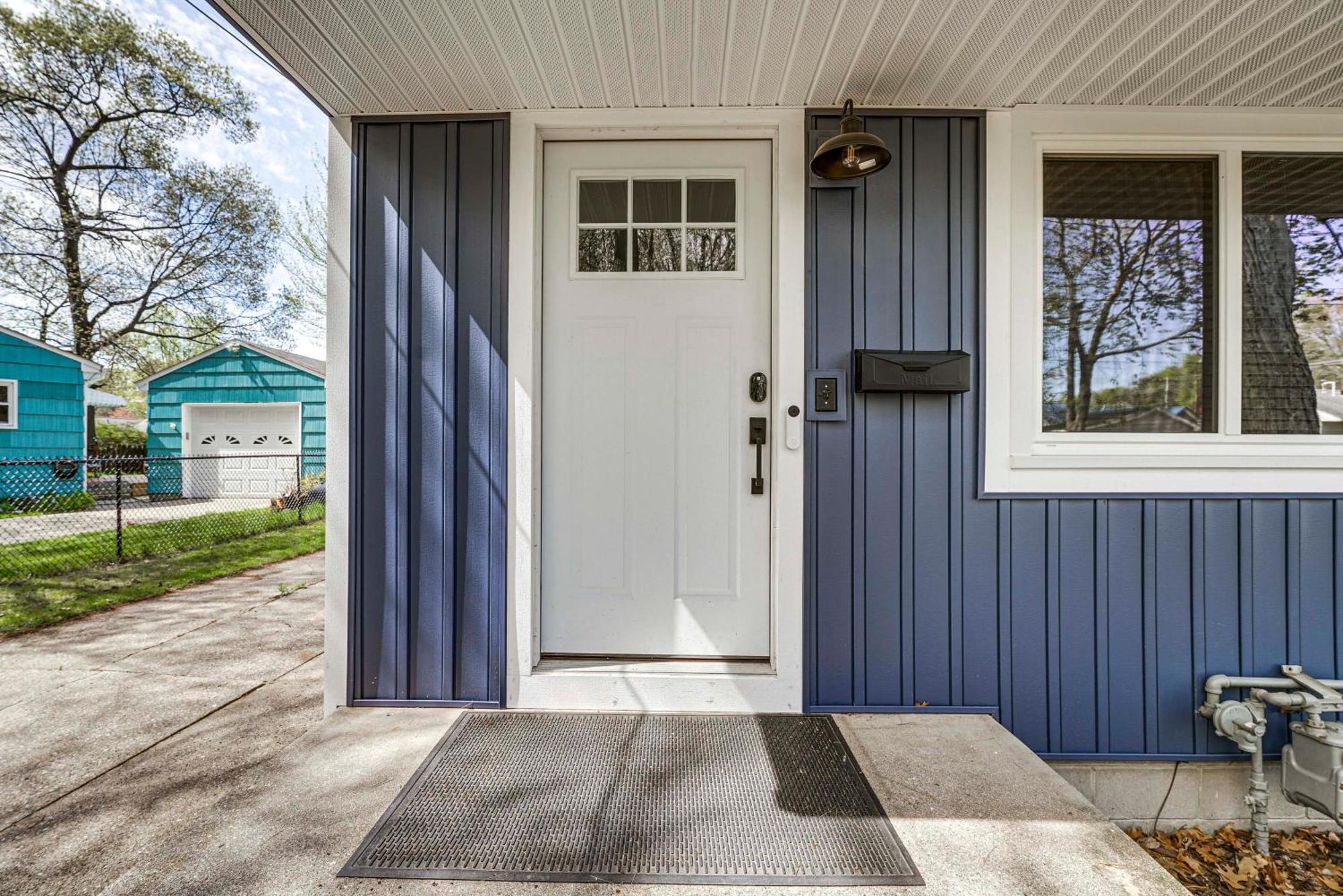 Walk To Beach Lake Michigan Getaway! Muskegon Bagian luar foto